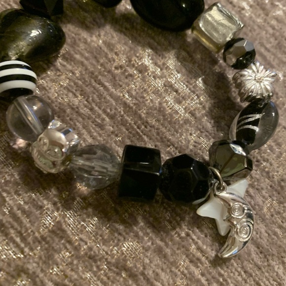 Stars and Moon Charm Beaded Bracelet, Black and White, Like New - Picture 3 of 3
